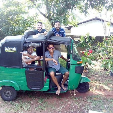 Ceylon Hostel-Galle 乌纳瓦图纳 外观 照片